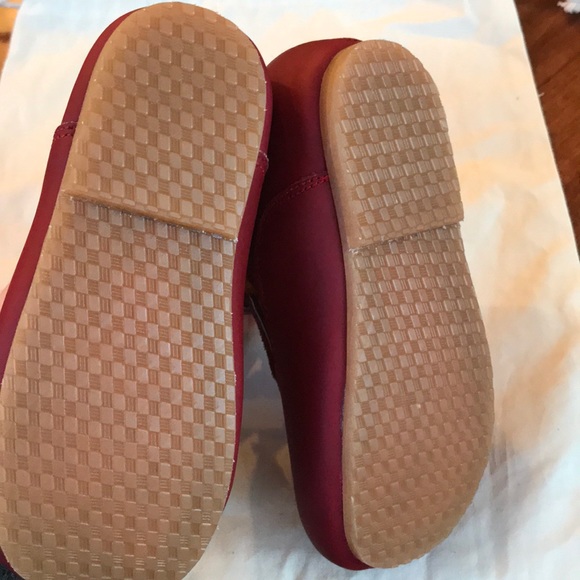 ⭐️HOST PICK⭐️ Adelisa & Co Dallia's 2 Sz Available - Picture 3 of 5